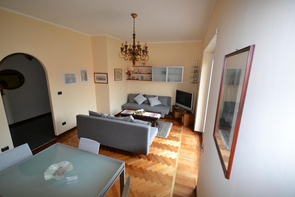 Magenta Apartment Varese Luaran gambar