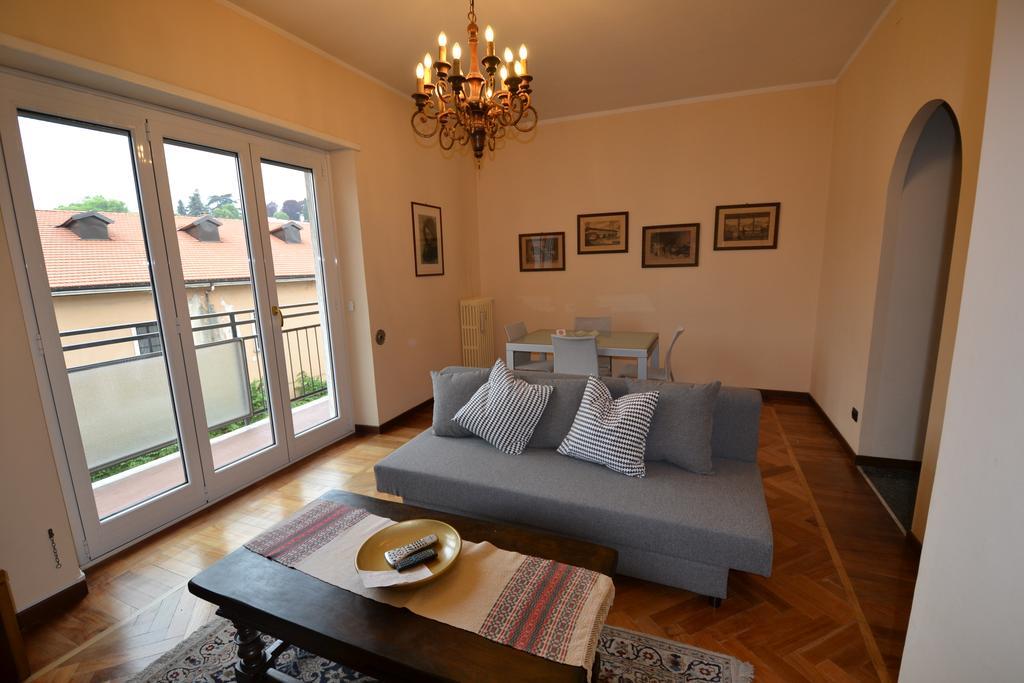Magenta Apartment Varese Luaran gambar