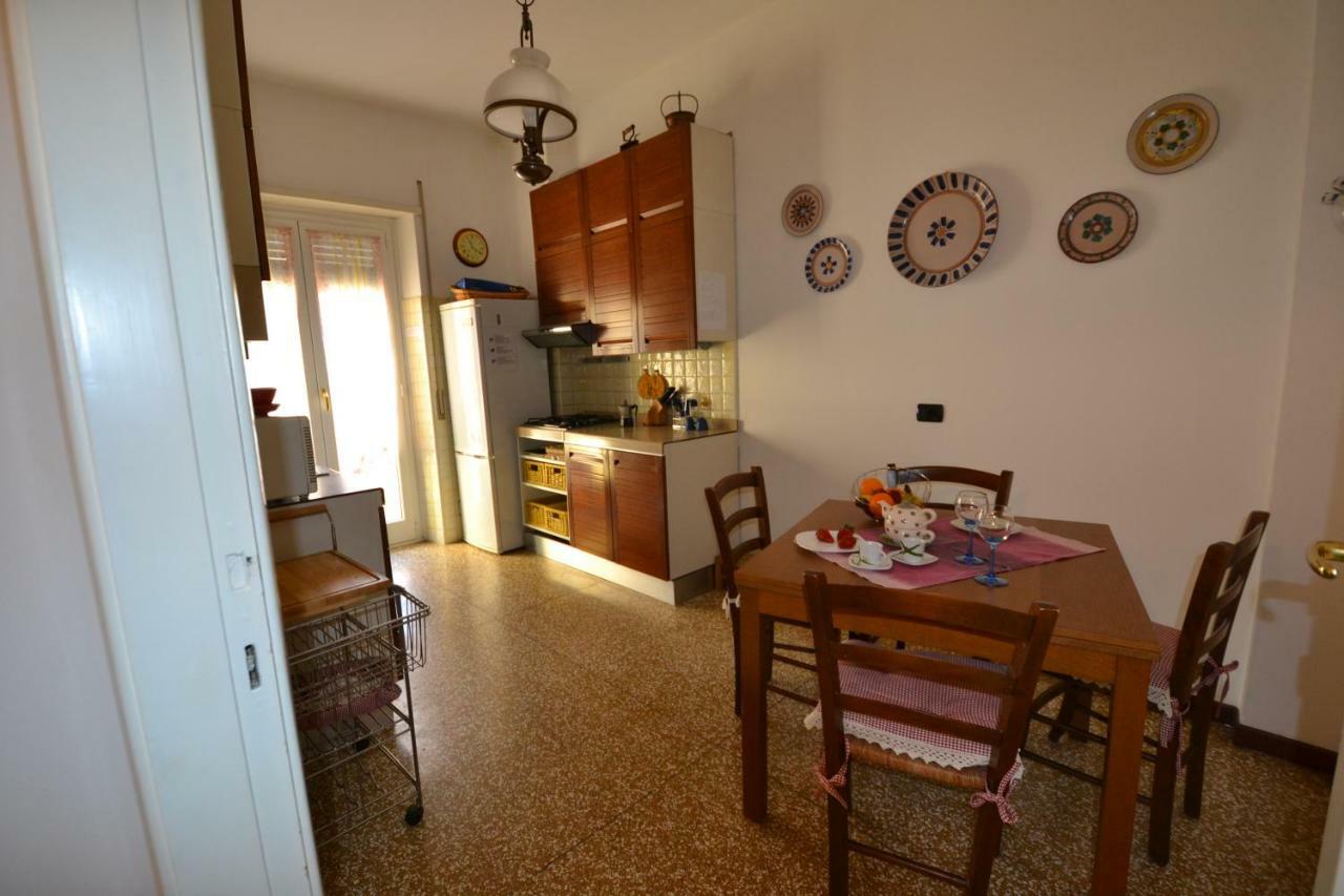 Magenta Apartment Varese Luaran gambar